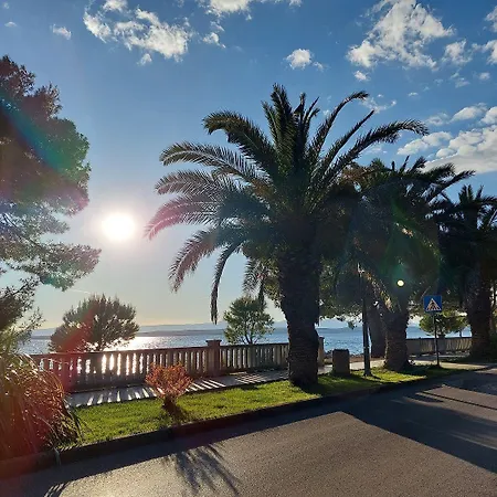 Apartament Charmantes Nur 500 Meter Zum Mit Privatem Balkon, Grill, Privatparkplatz Crikvenica
