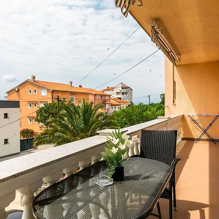 アパート Charmantes Nur 500 Meter Zum Mit Privatem Balkon, Grill, Privatparkplatz *