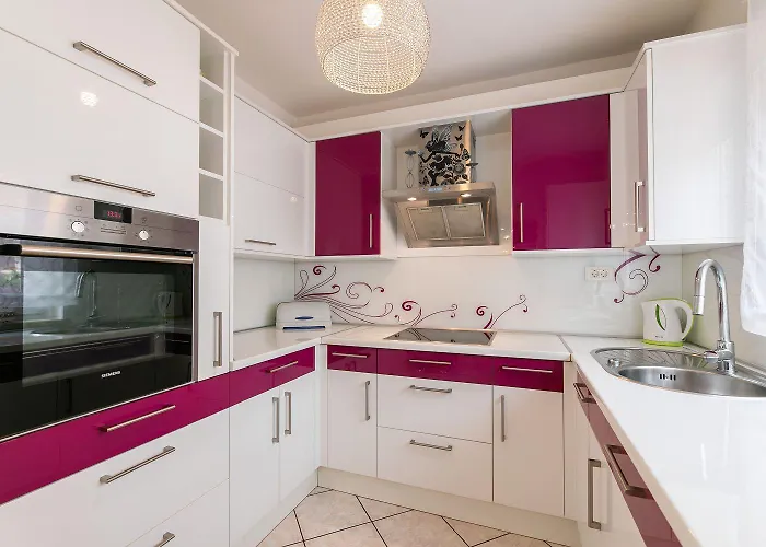 דירה Charmantes Nur 500 Meter Zum Mit Privatem Balkon, Grill, Privatparkplatz קריקווניצה